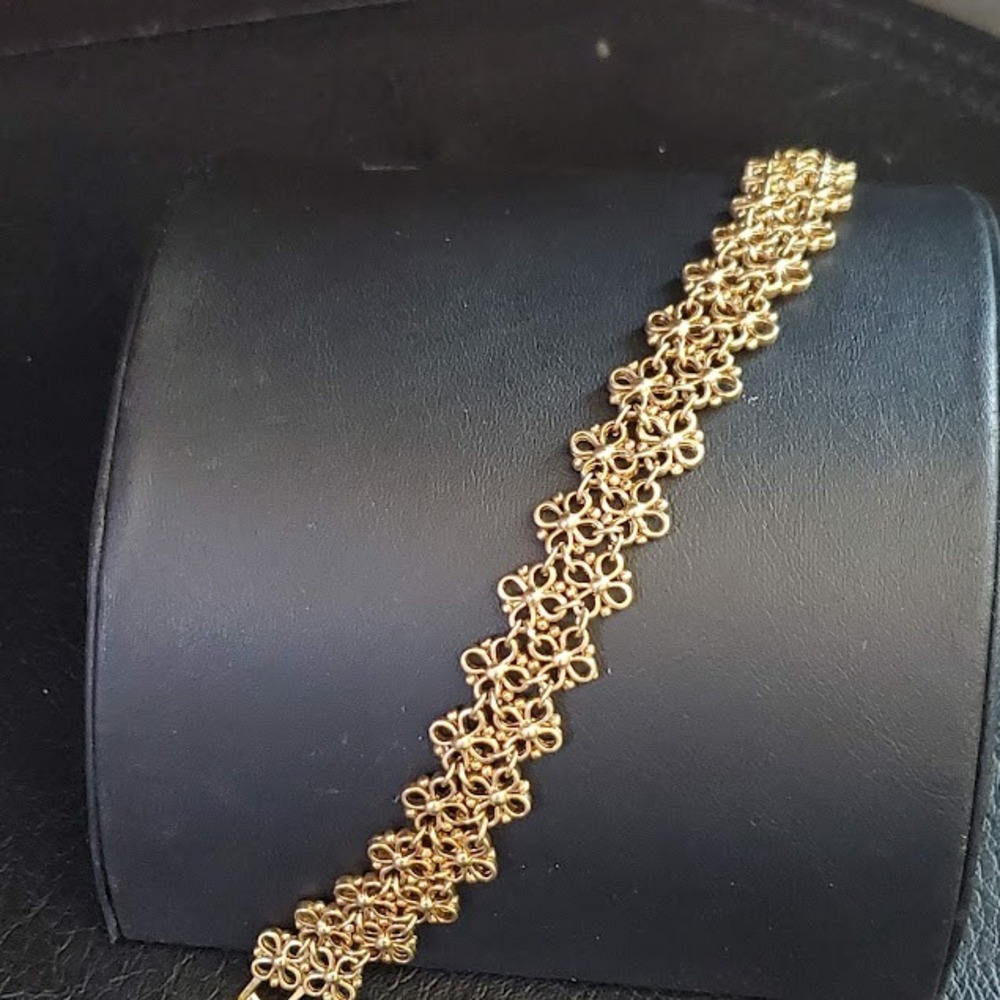 Monet Escambria Gold Tone Floral Filigree Link Bracelet Vintage Designer 60's